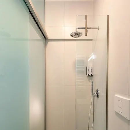 Hippodrome Cute - Blue アパート *